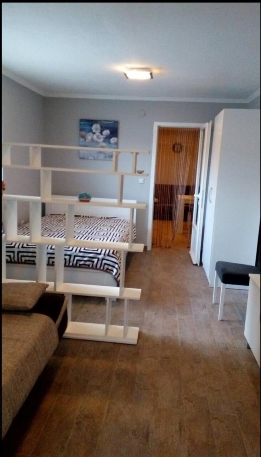 Odessa Mama Apartment Bijela Exterior photo